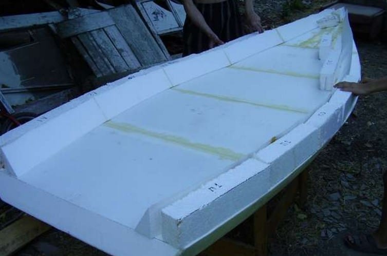 самодельная лодка из пенопласта