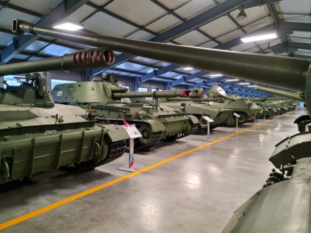 САУ «Акация» – цветок 6-ти дюймового калибра САУ «Акация» – цветок 6-ти дюймового калибра