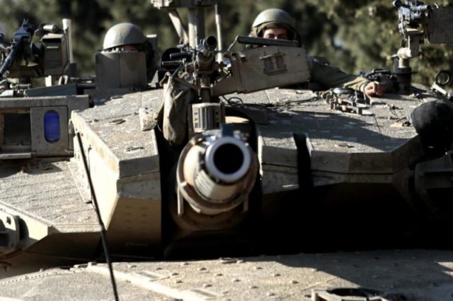 Появилось новое видео поражения танка Merkava расчетом ПТРК