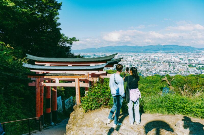 Киото, Япония, май 2024. Фушими Инари (Сэнбон Тори).