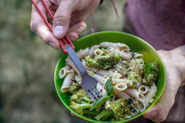 Лимонная паста с брокколи в одной кастрюле