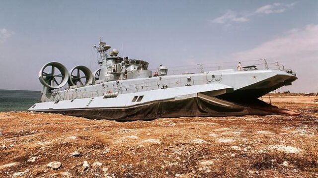 Громадные транспортные средства: Десять гигантов мира транспорта